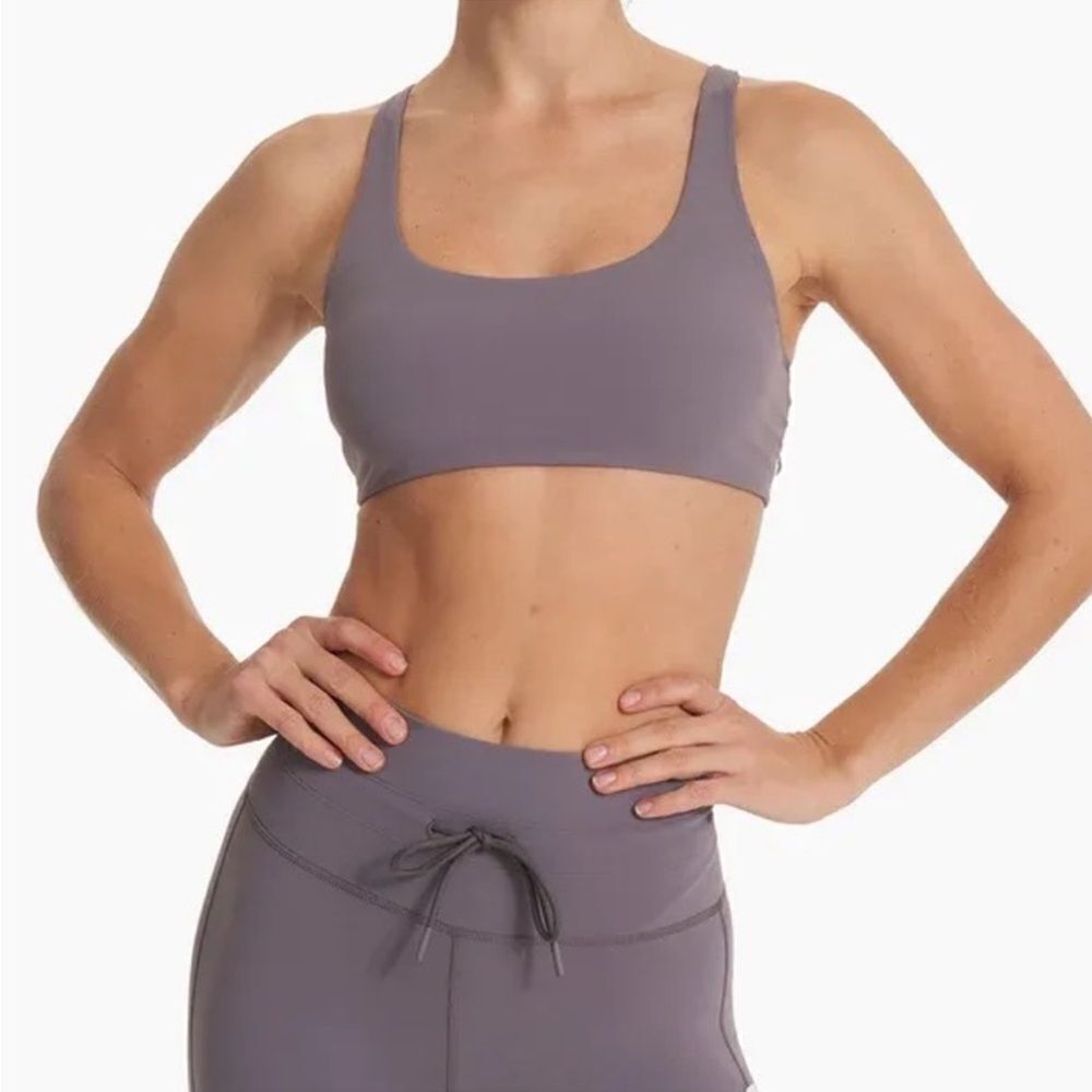 NWT Vuori Yosemite Women's Sports Bra Sawyer Extra Large